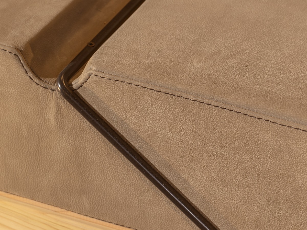 Riva 1920 Molletta 1006 Bench D4 Leather Nabukcedar