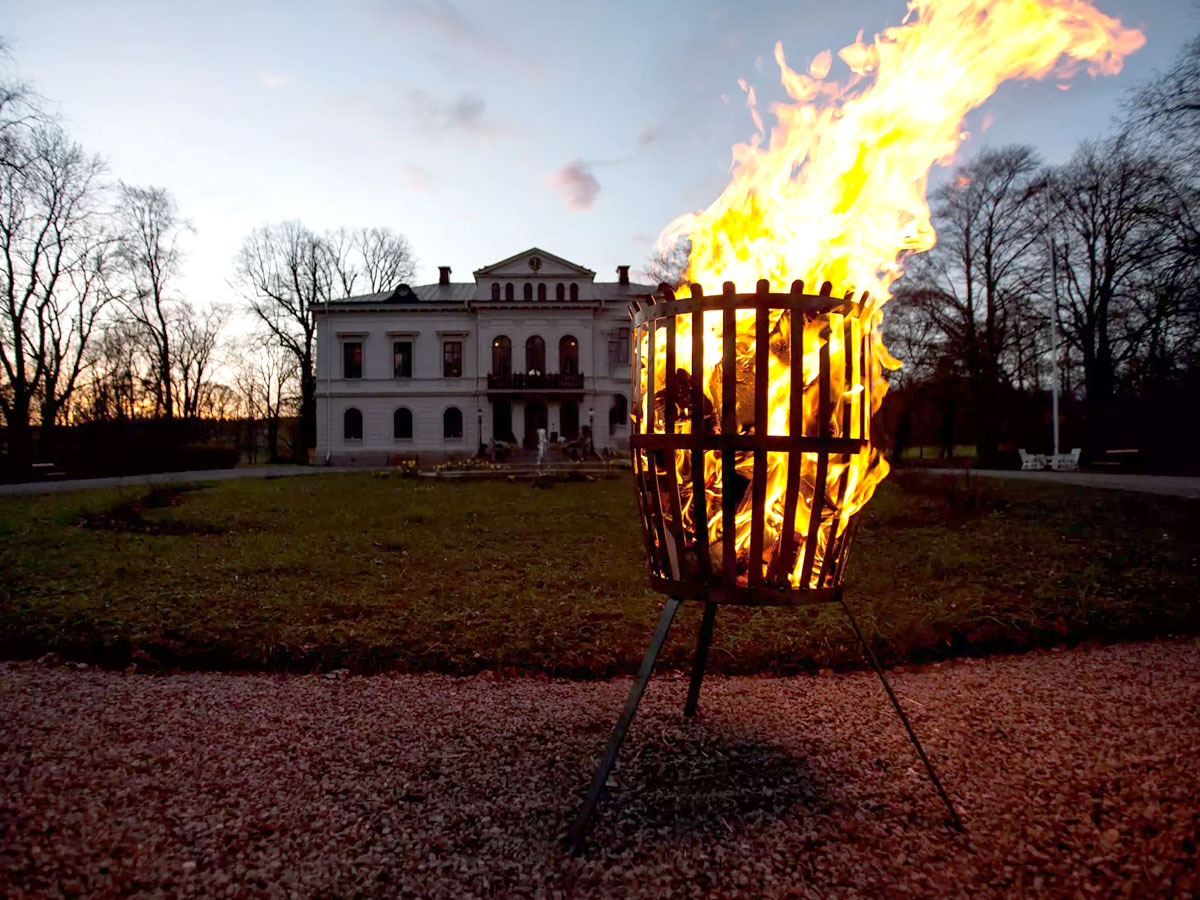 Roshults Fire Basket Baron Firepit