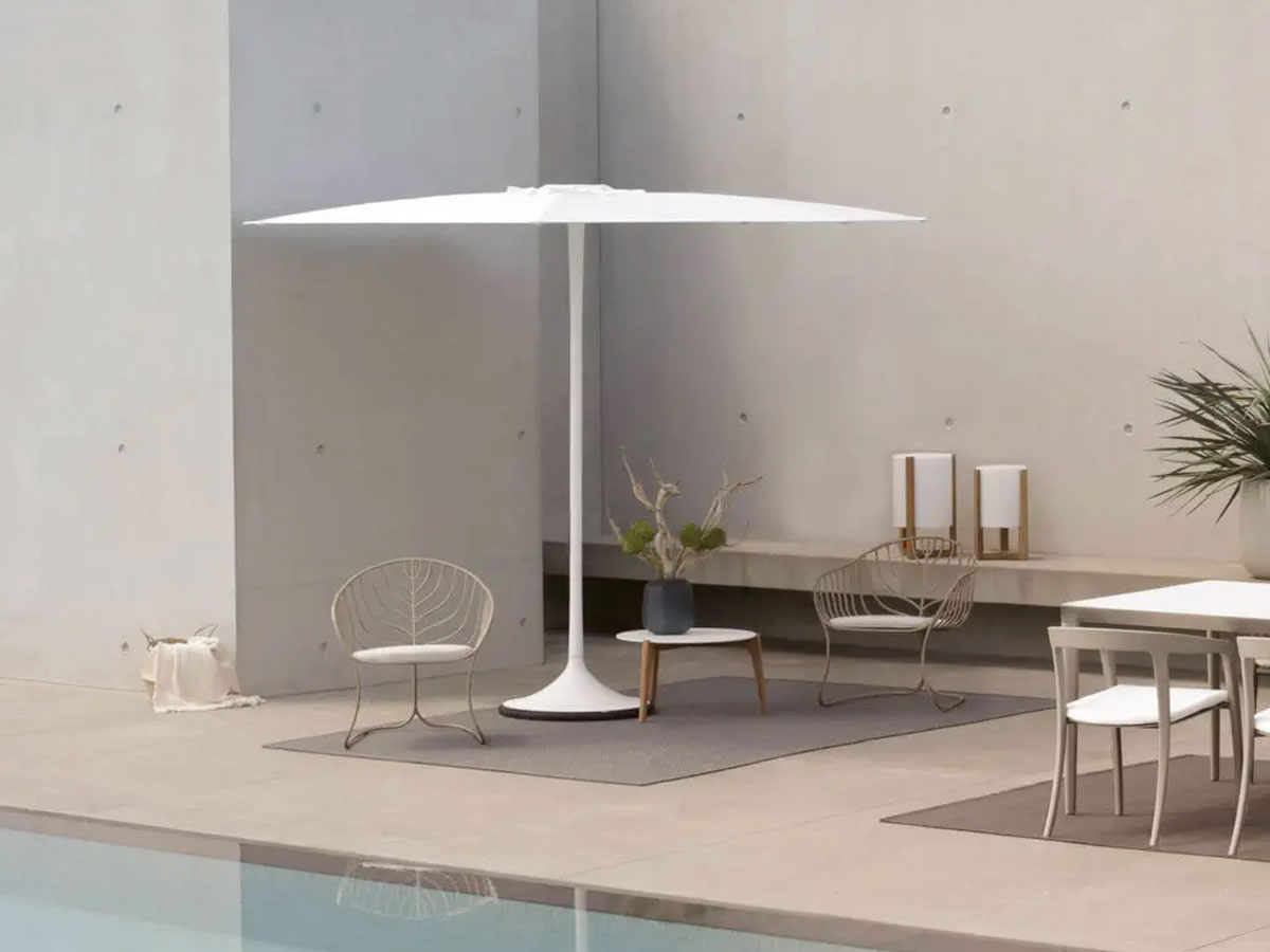 Royal Botania Folia Low Chair