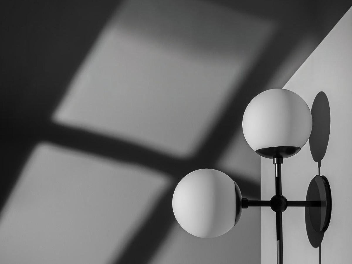 Schwung Armstrong Triple Wall Lamp