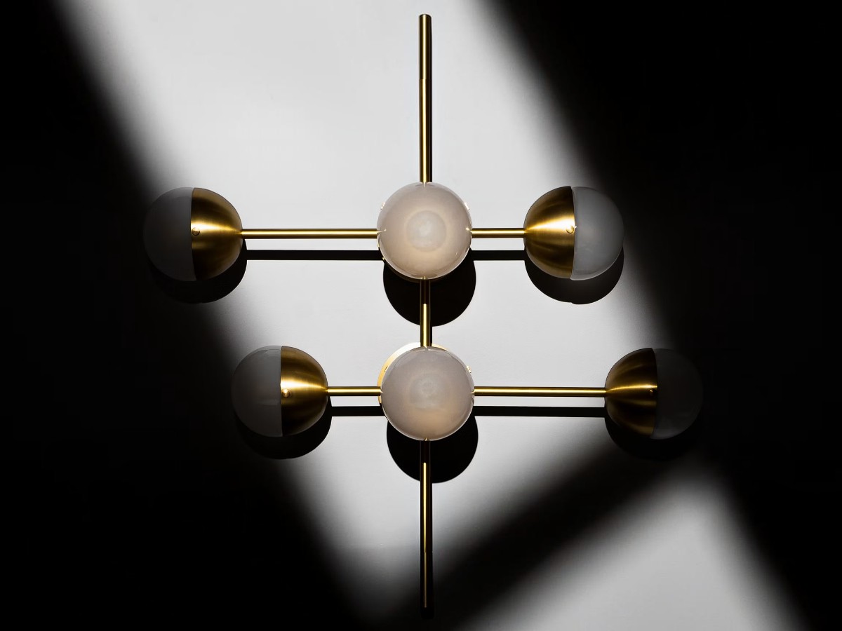 Schwung Molecule 8 Wall Lamp