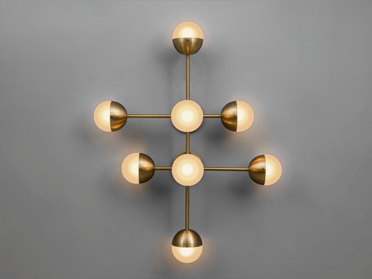 Schwung Molecule 8 Wall Lamp