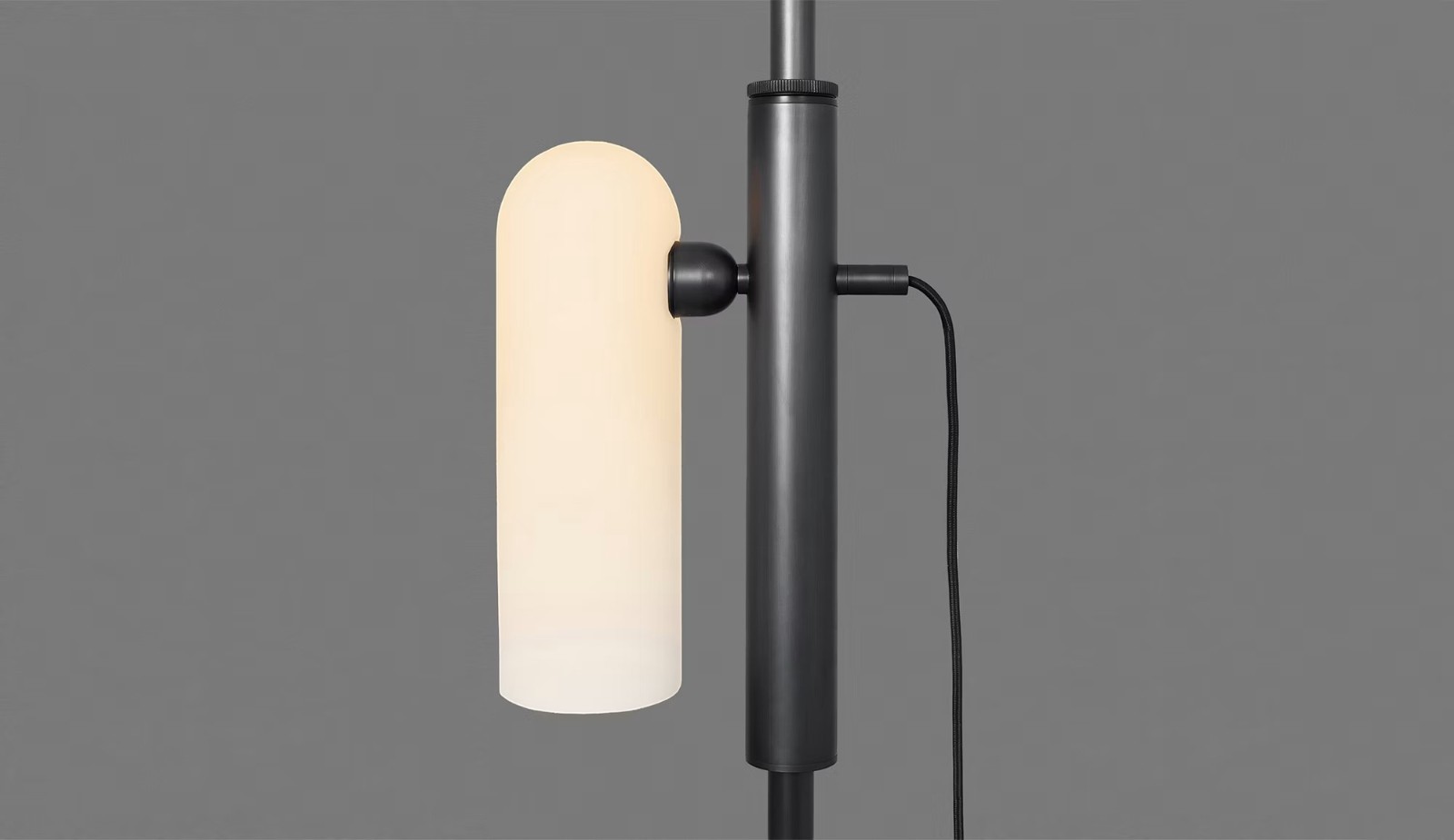 Schwung Odyssey 1 Floor Lamp