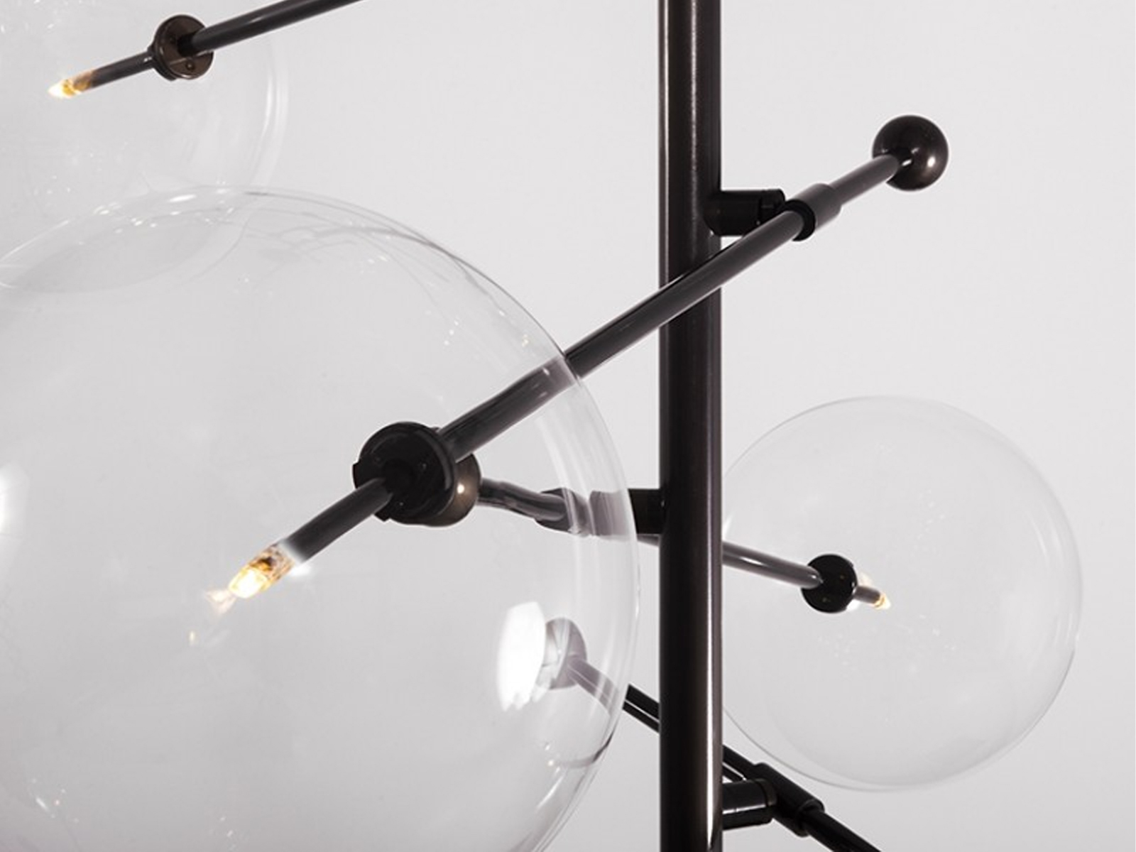 Schwung Rd15 12 Arm Chandelier Suspension Lamp