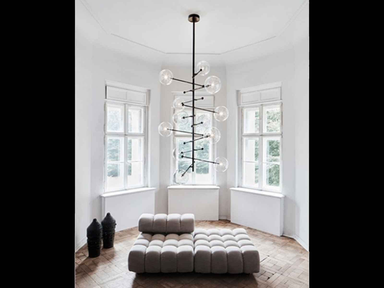 Schwung Rd15 12 Arm Chandelier Suspension Lamp