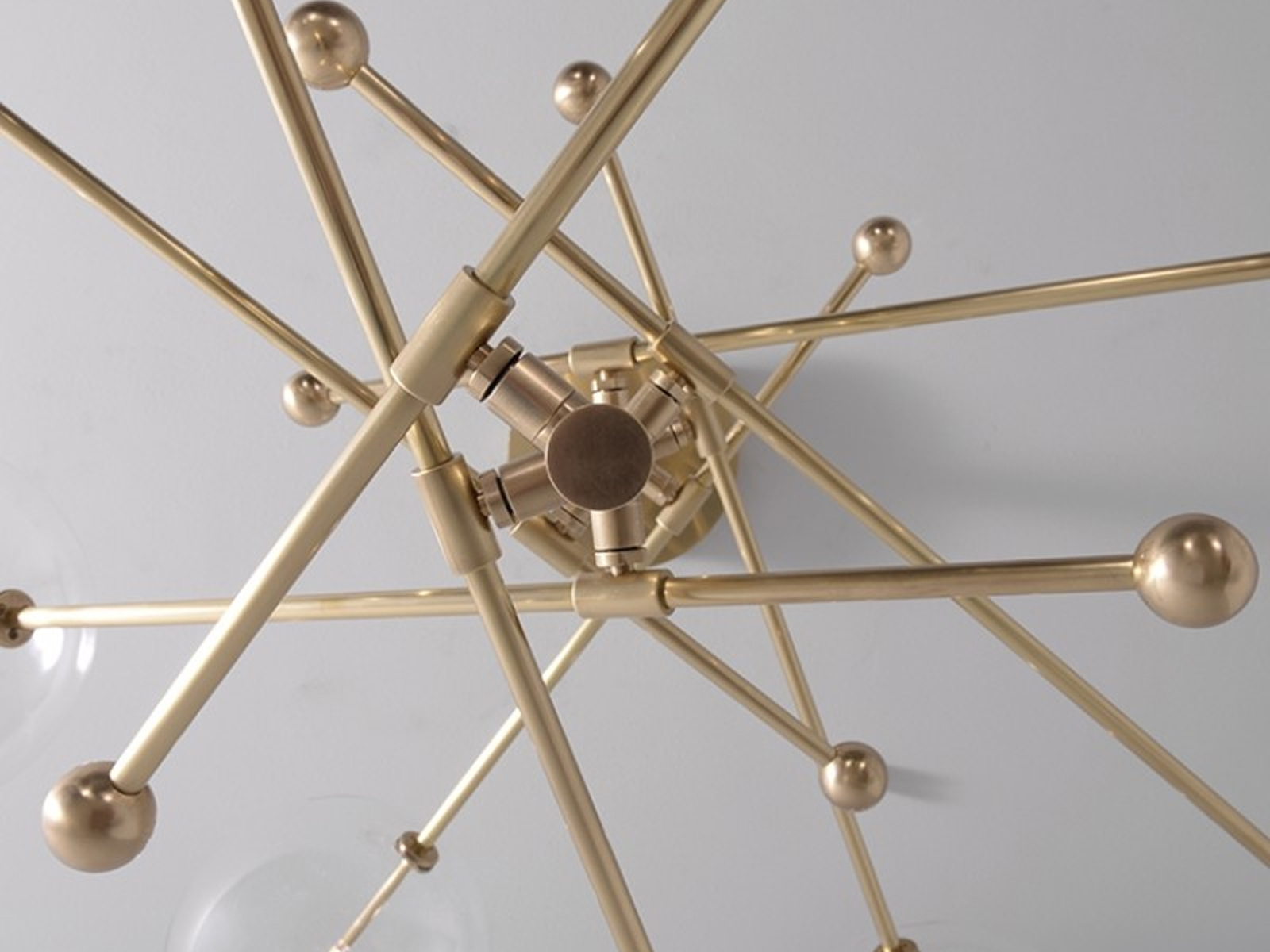 Schwung Rd15 8 Arm Chandelier Suspension Lamp