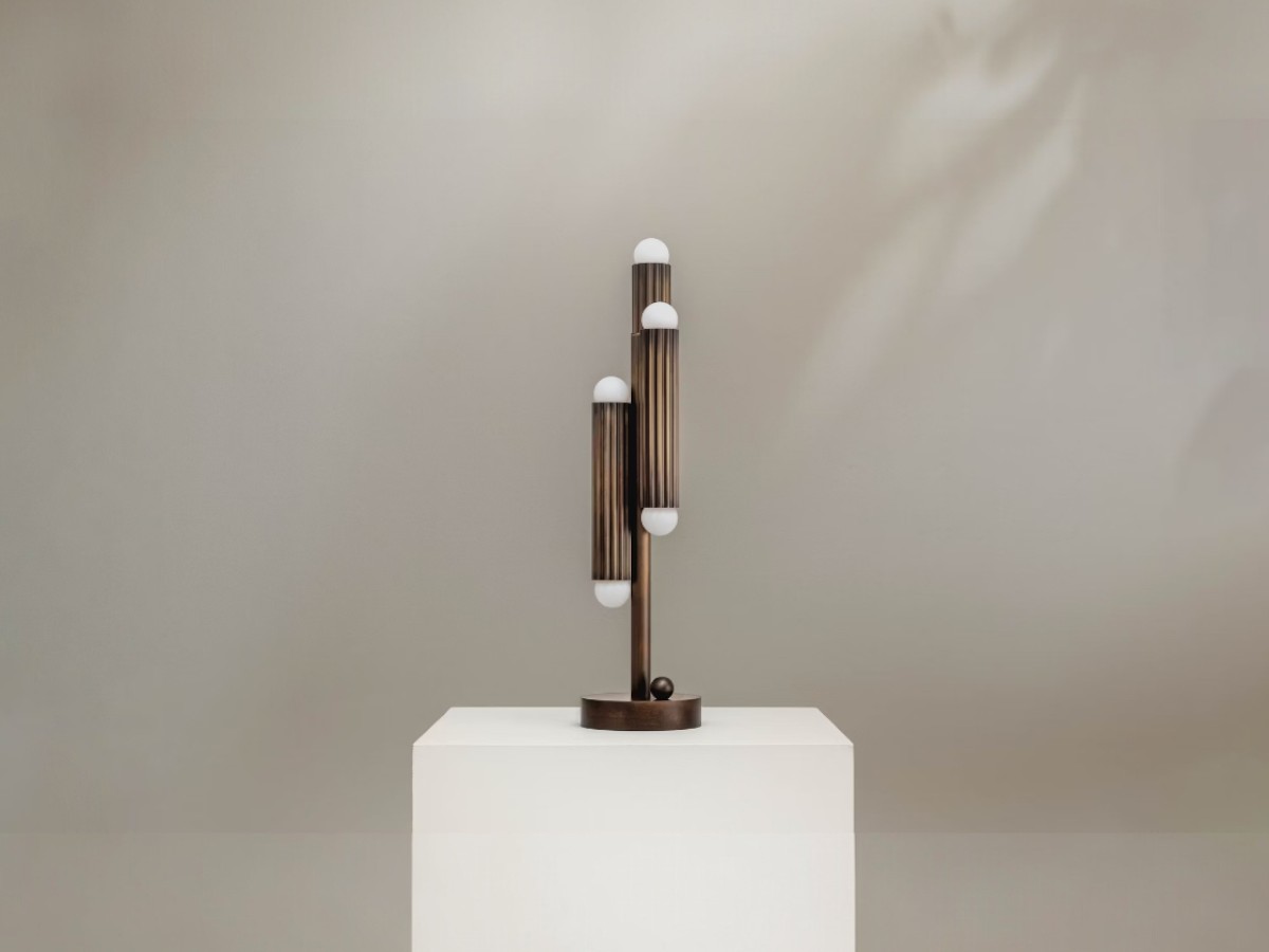 Schwung Vesta Table Lamp
