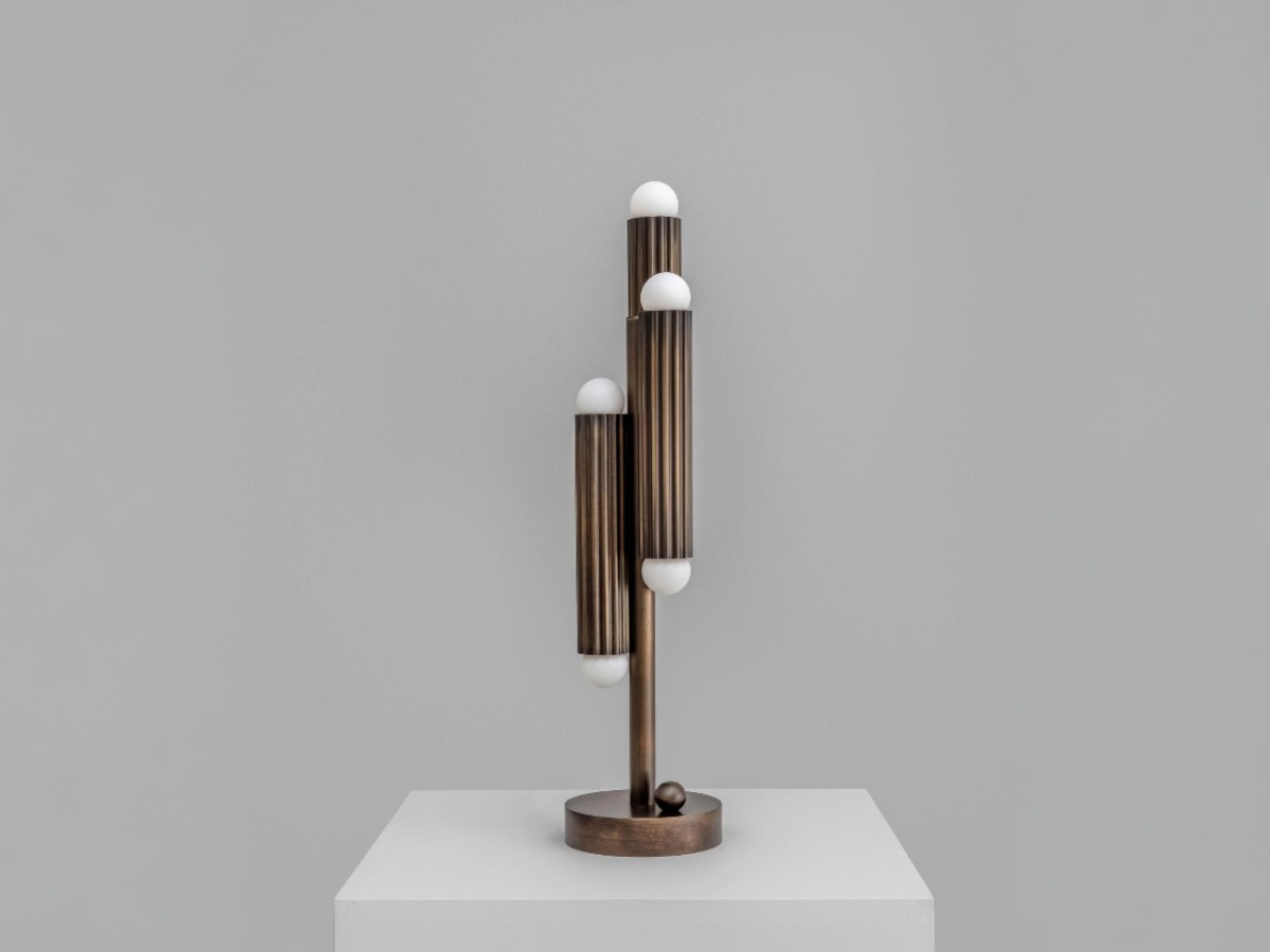 Schwung Vesta Table Lamp