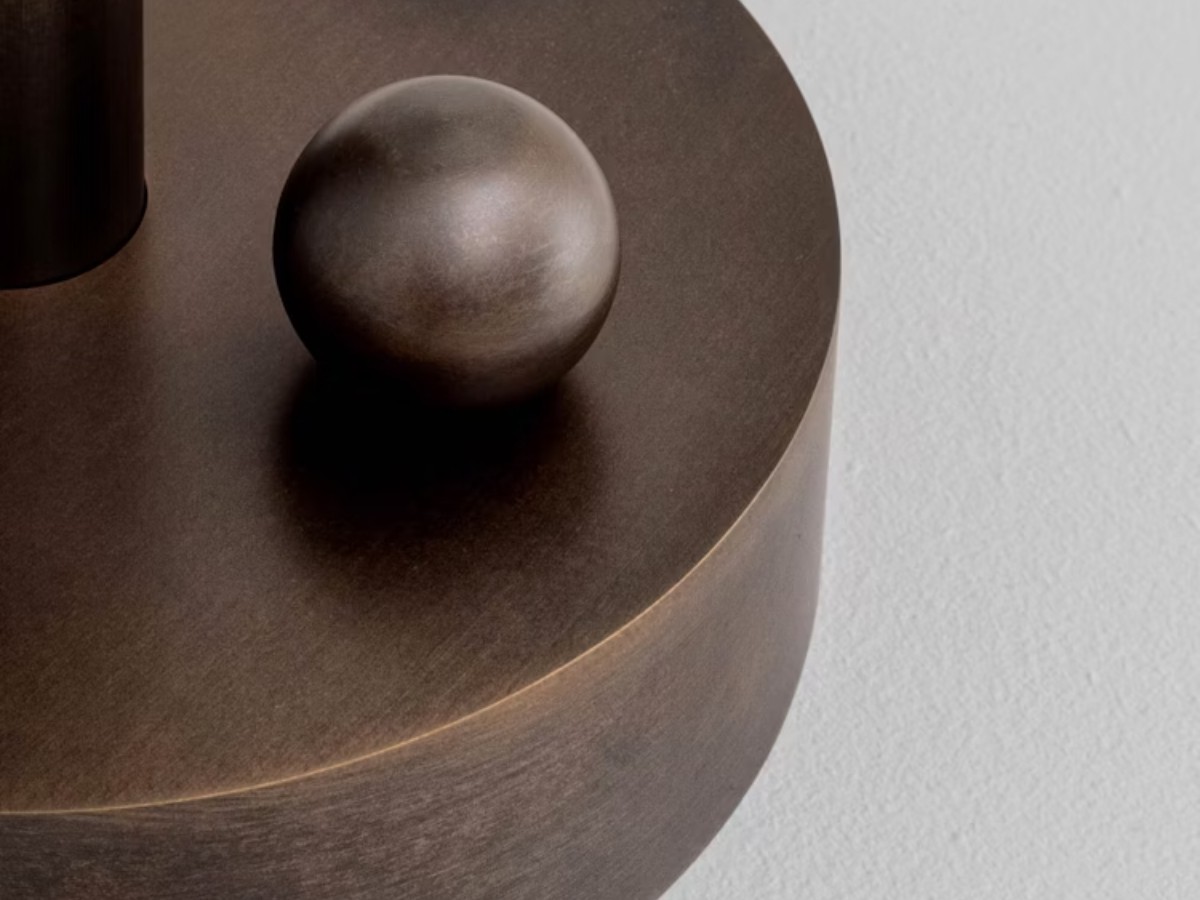Schwung Vesta Table Lamp