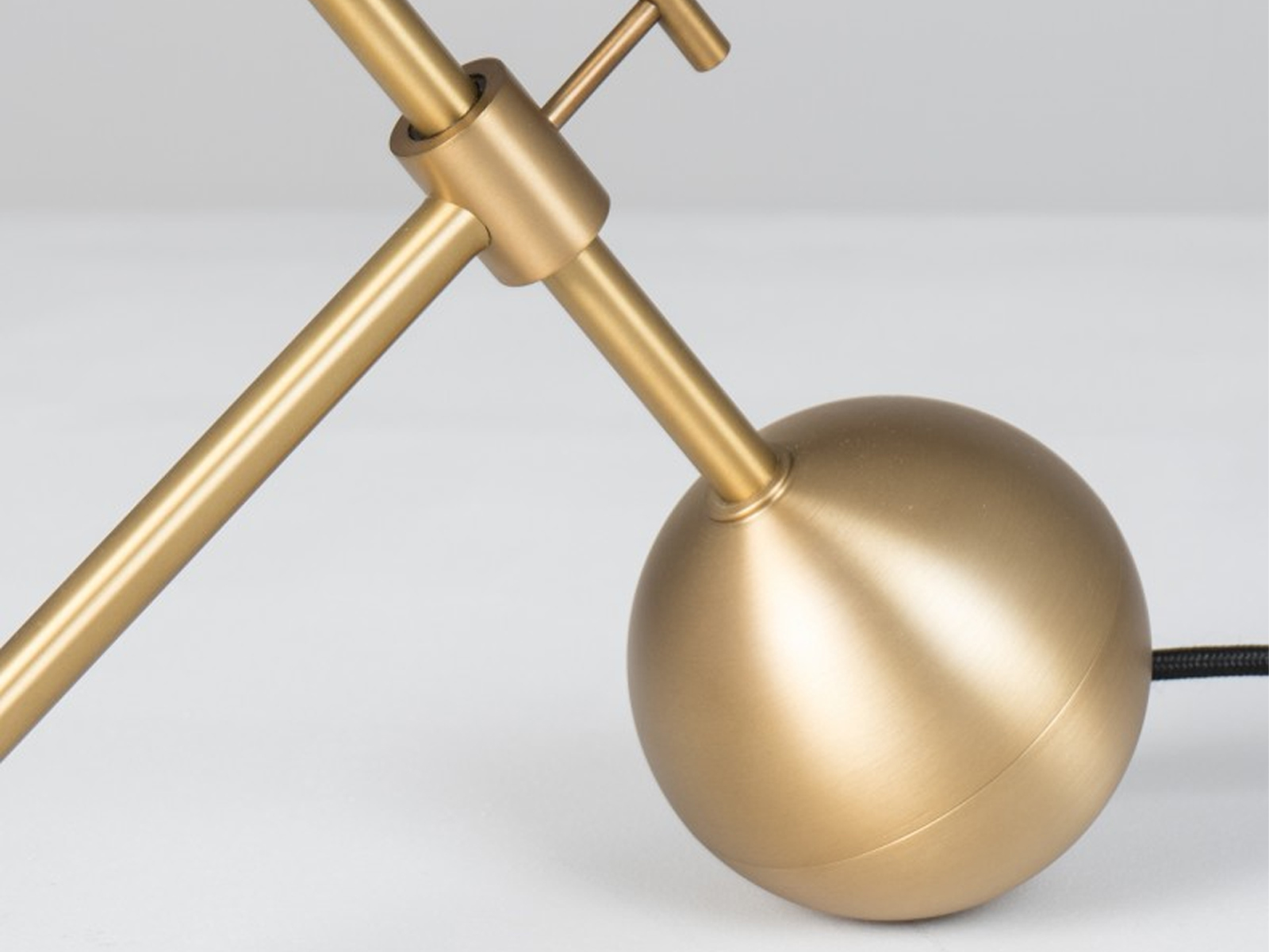 Schwung Zosia Table Lamp