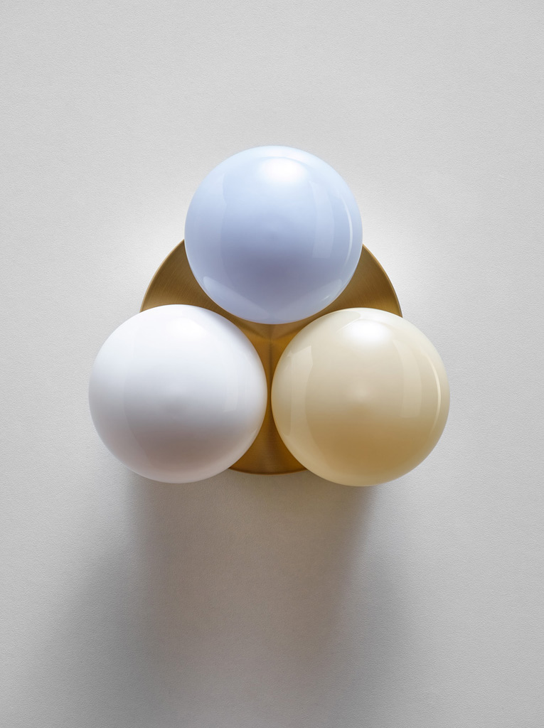 SkLO Dot 3x Wall Ceiling Lamp
