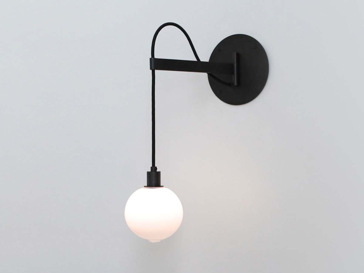 SkLO Drape 1 Arm Wall Lamp
