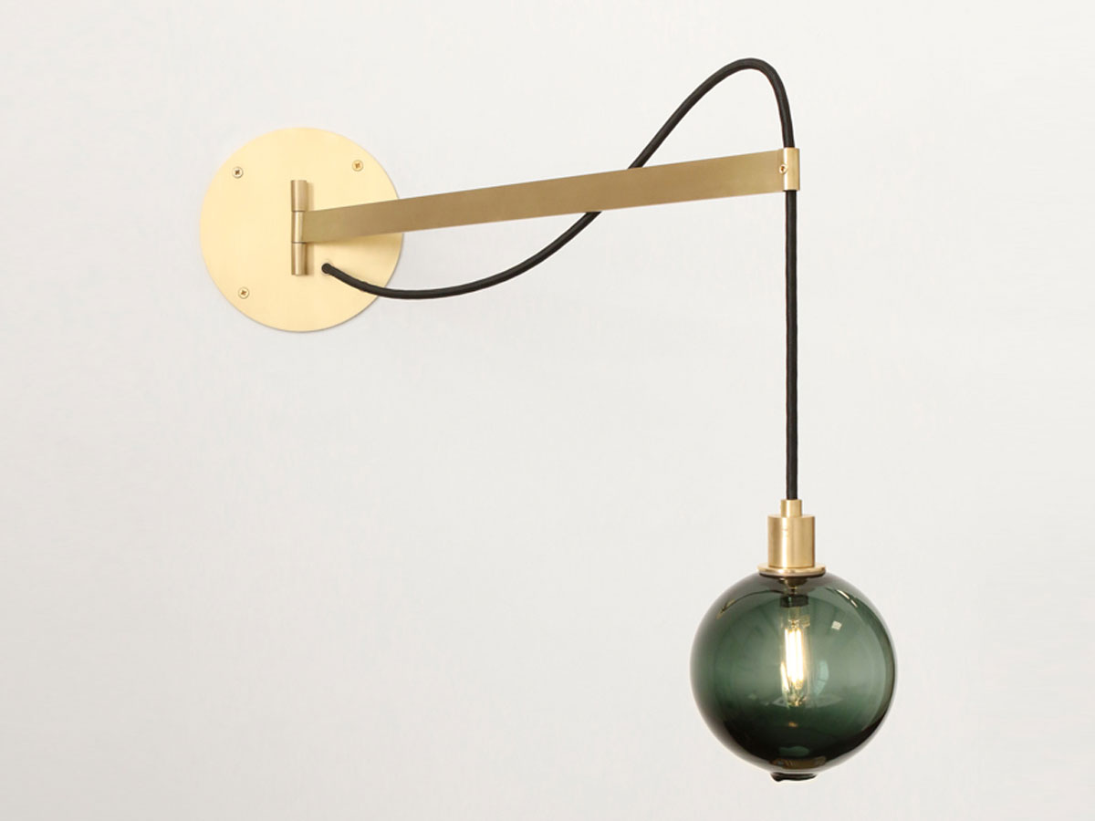 SkLO Drape 1 Arm Wall Lamp