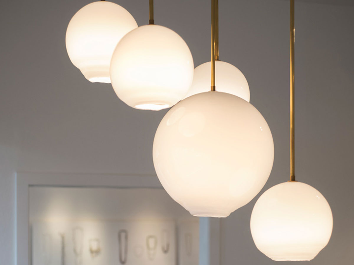 SkLO Float Suspension Lamp Html