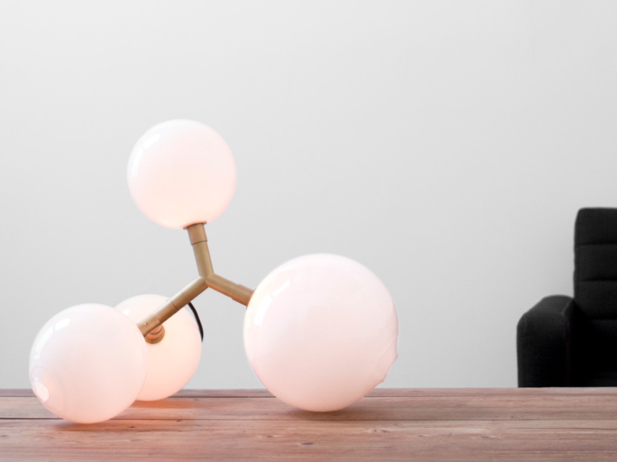 SkLO Veer Light Table Lamp