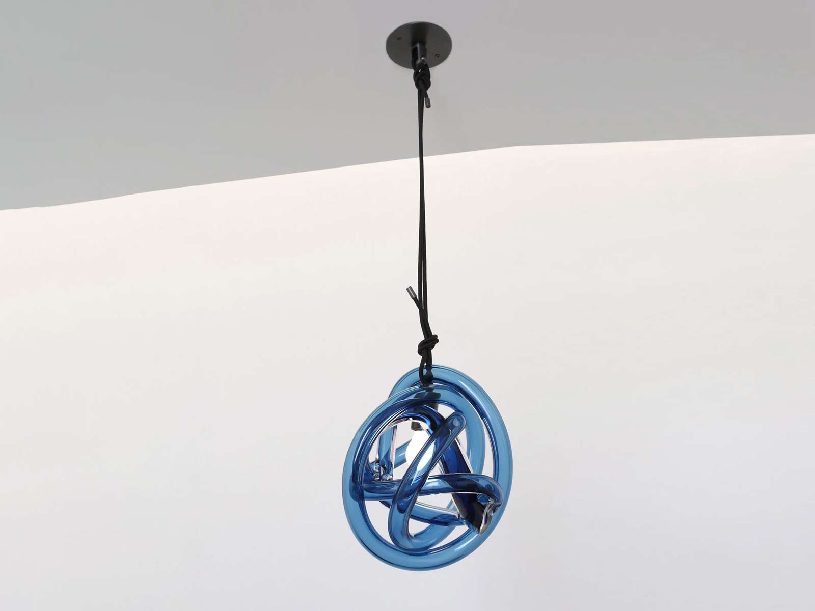 SkLO Wrap Suspension Lamp