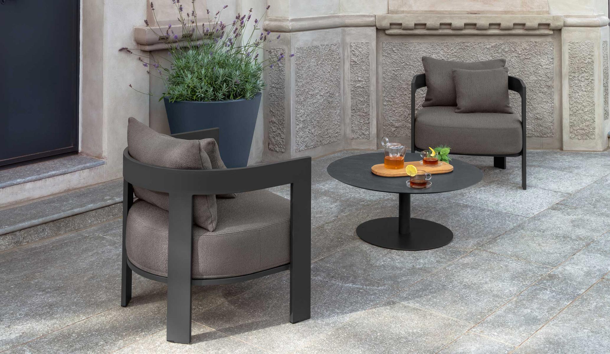 Talenti Argo Alu Lounge Armchair