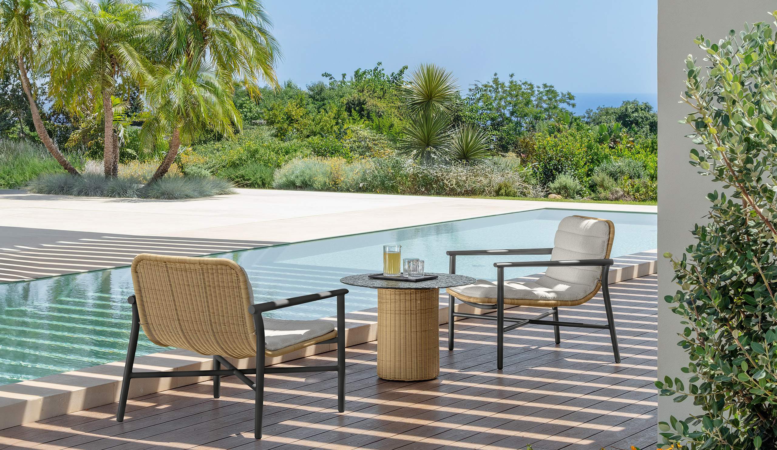 Talenti Bond Lounge Chair