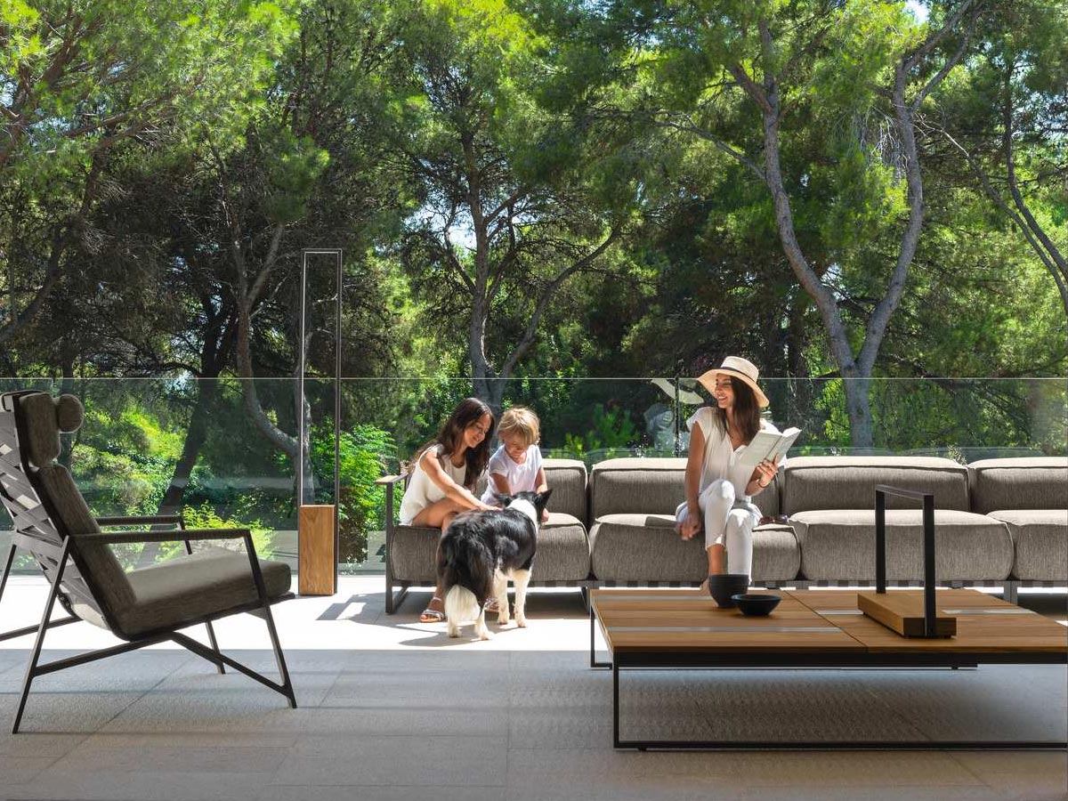 Talenti Casilda Outdoor Rechargeable Floor Lamp S