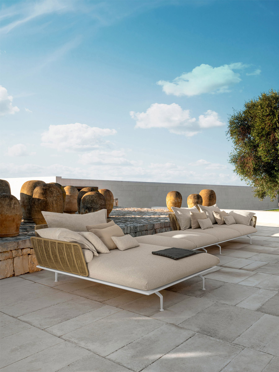 Talenti Cruise Alu Sofa Collection