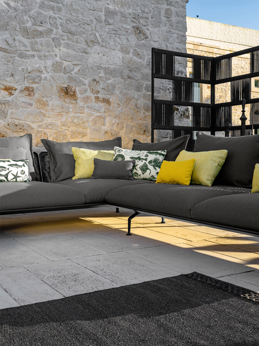 Talenti Cruise Alu Sofa Collection