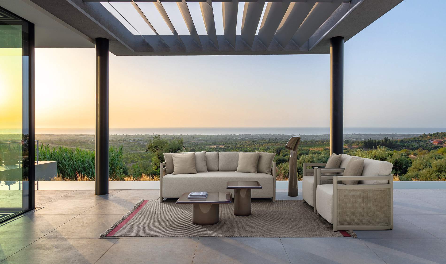 Talenti Edwin Alu Armchair