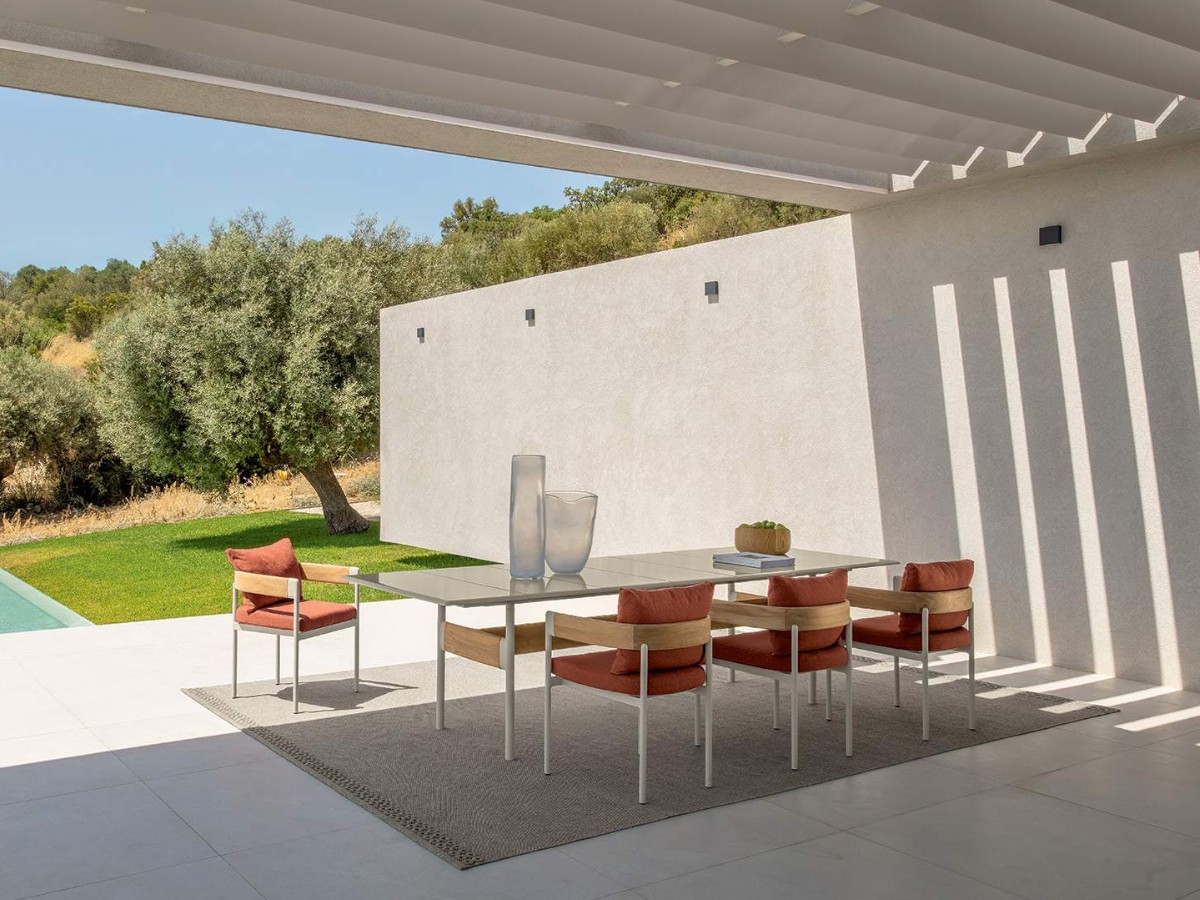 Talenti Flow Dining Chair With Armrests