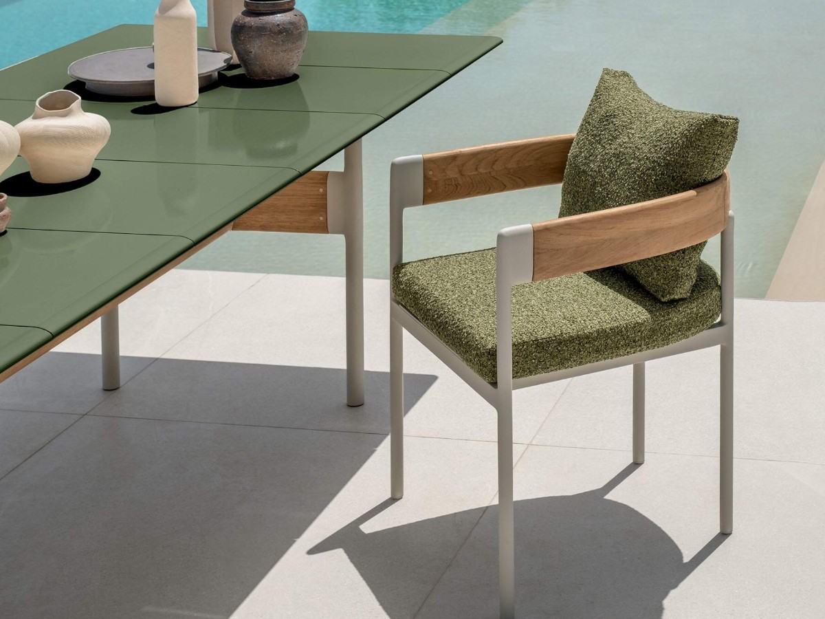 Talenti Flow Dining Chair With Armrests