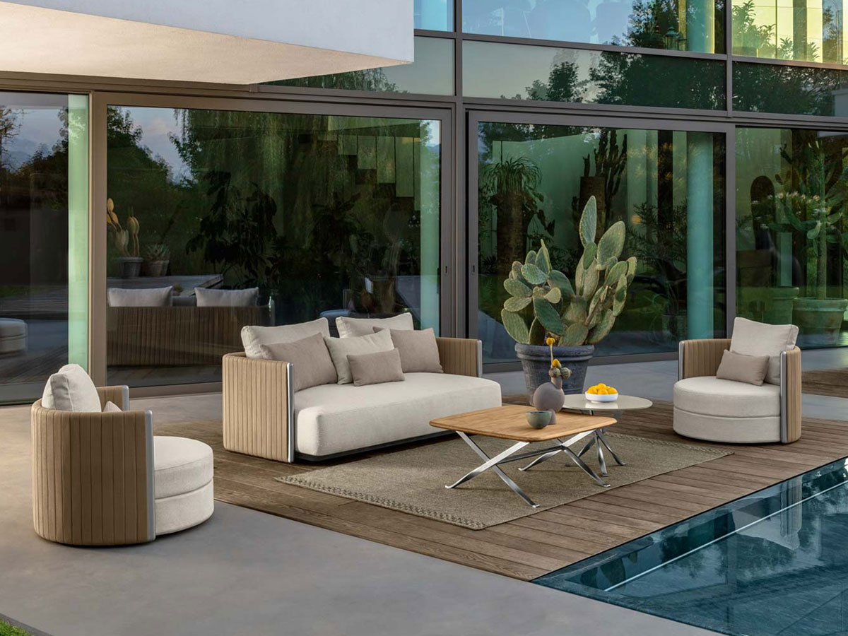Talenti George Swivel Armchair