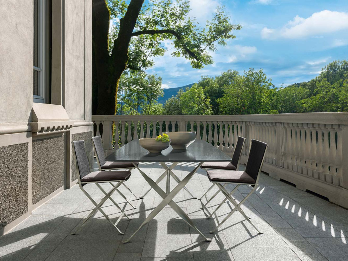 Talenti George Dining Table