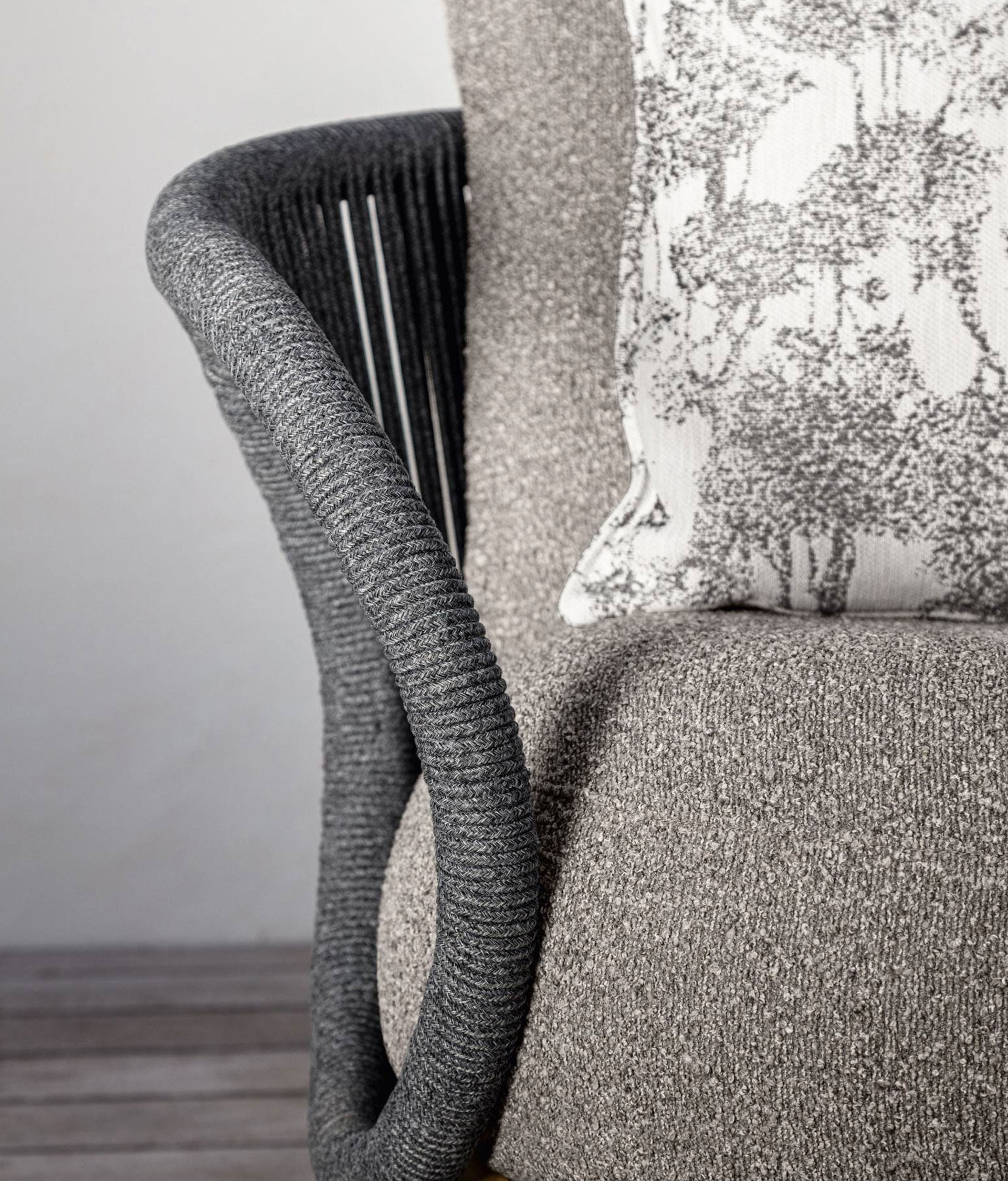 Talenti Karen Swivel Chair