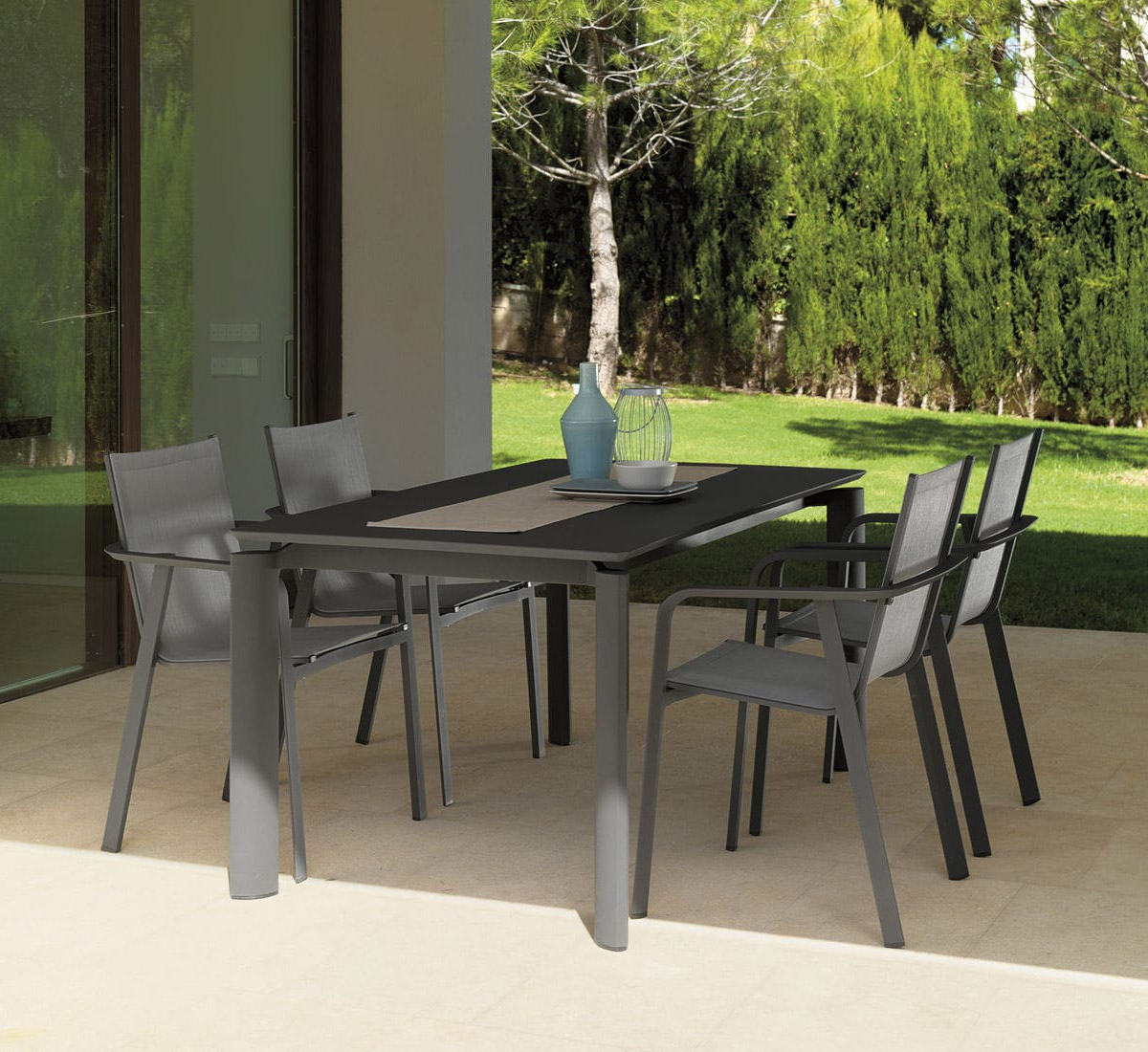 Talenti Milo Extendable Table 200 260 Graphite