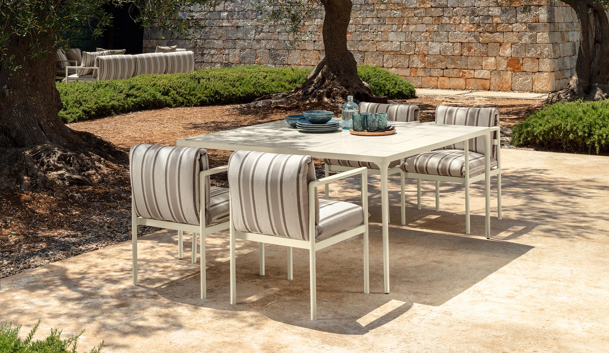 Talenti Nalu Chair