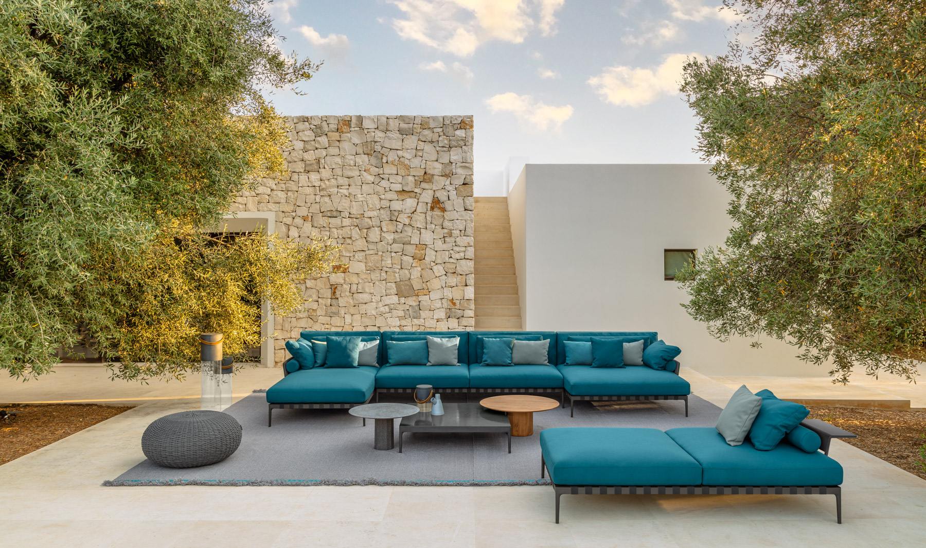 Talenti Salinas Bench With Armrest Outdoor