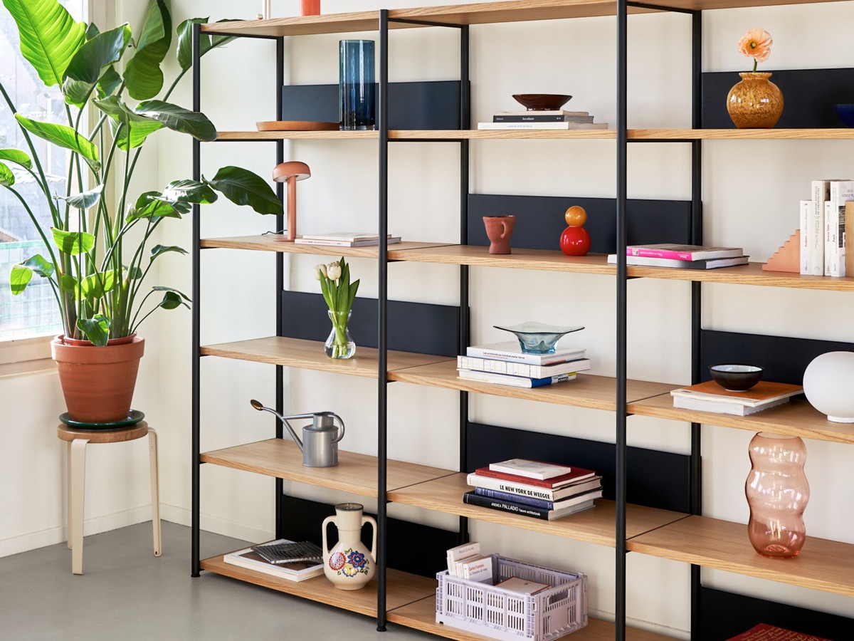 Tiptoe Unit Shelf L 244 Cm H 180 Cm