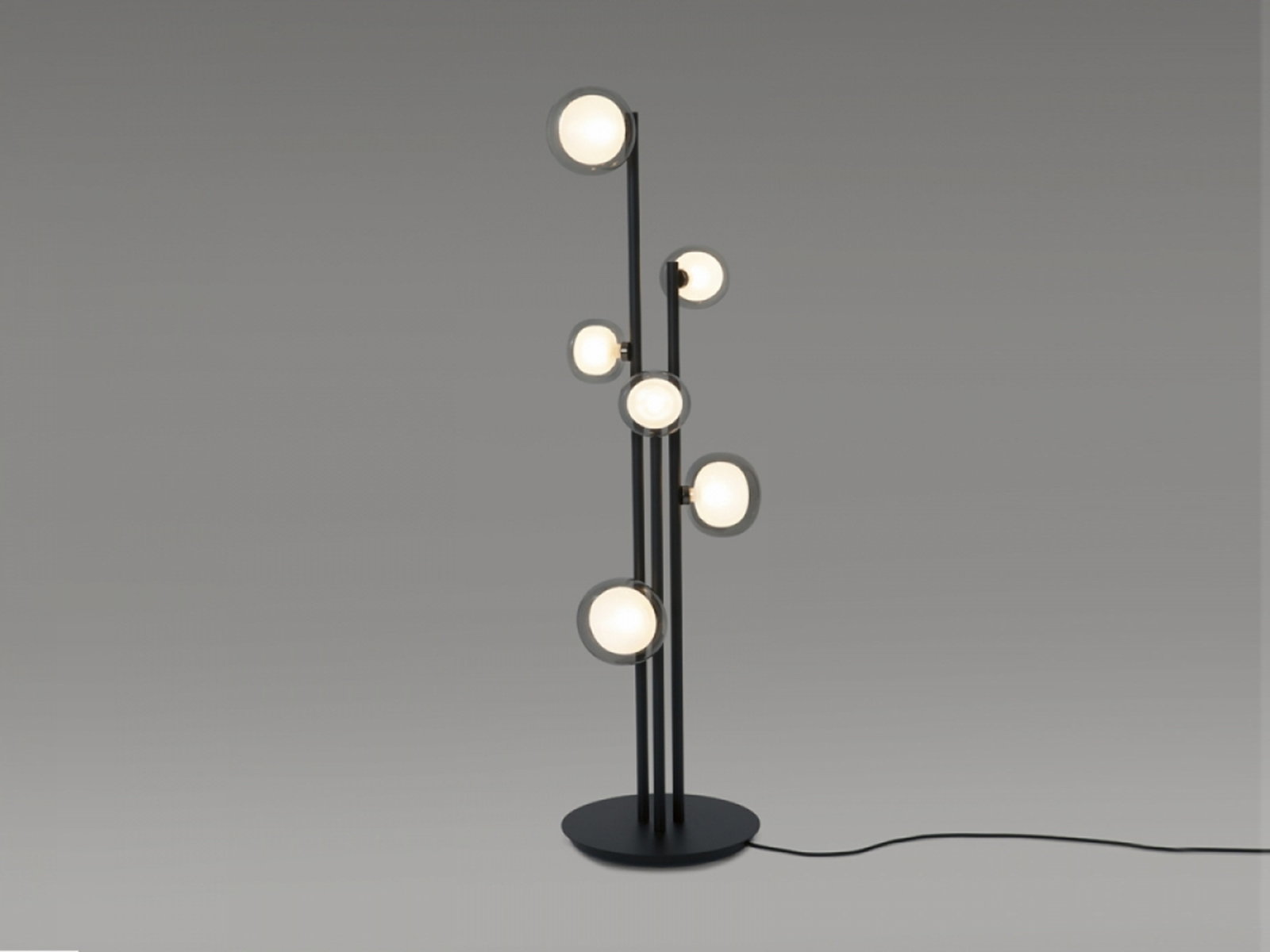 Tooy Nabila Floor Lamp