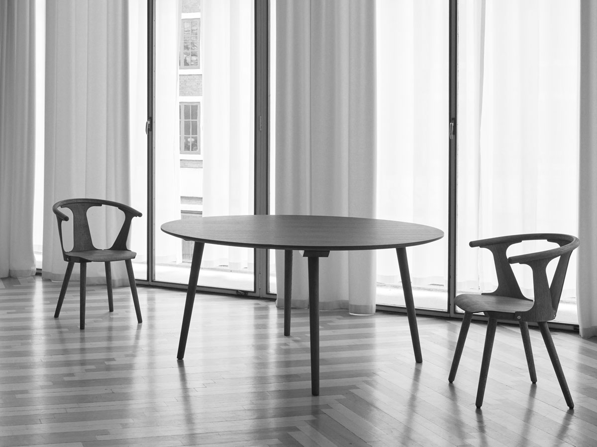 Tradition In Between Table O 120 Cm