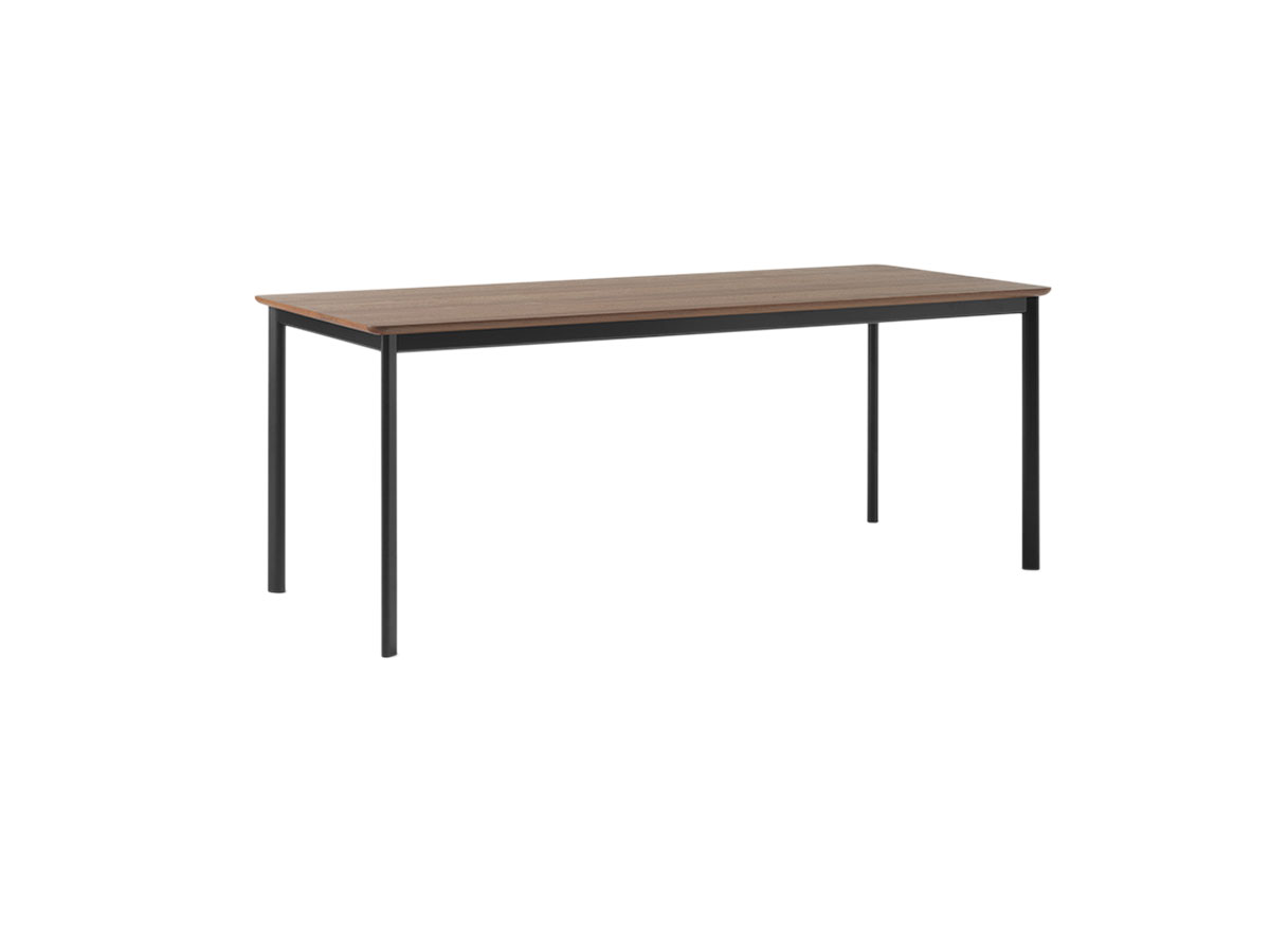 Tradition Drip Table Black Frame