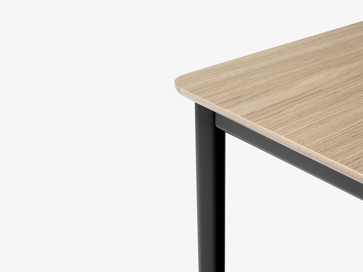 Tradition Drip Table Black Frame