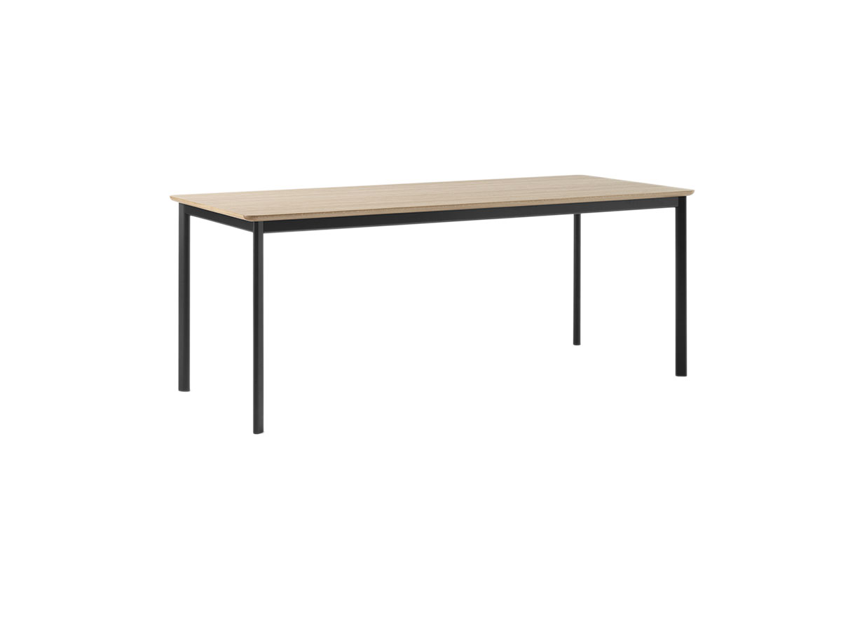 Tradition Drip Table Black Frame