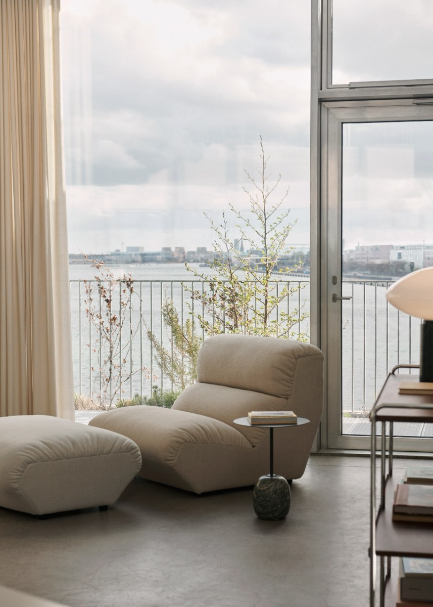 Tradition Hi Lo Av56 Pouf