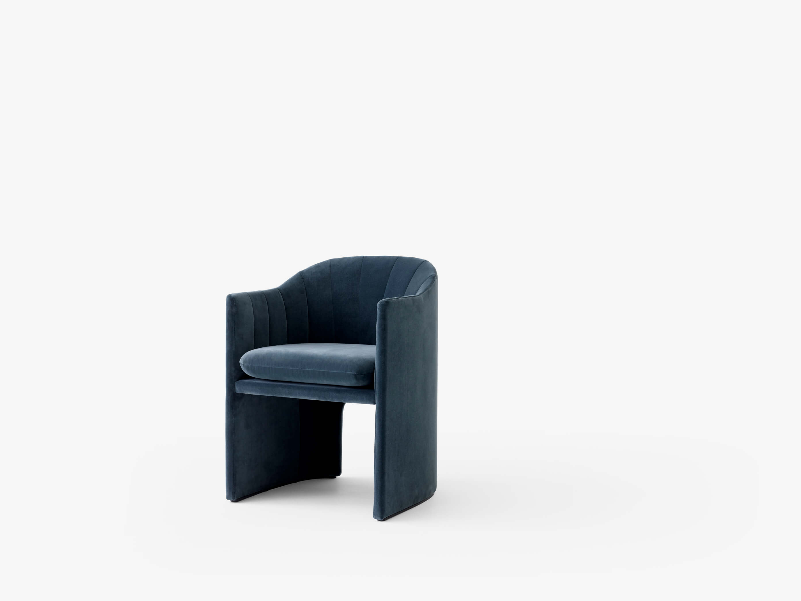 Tradition Loafer Sc24 Lounge Chair