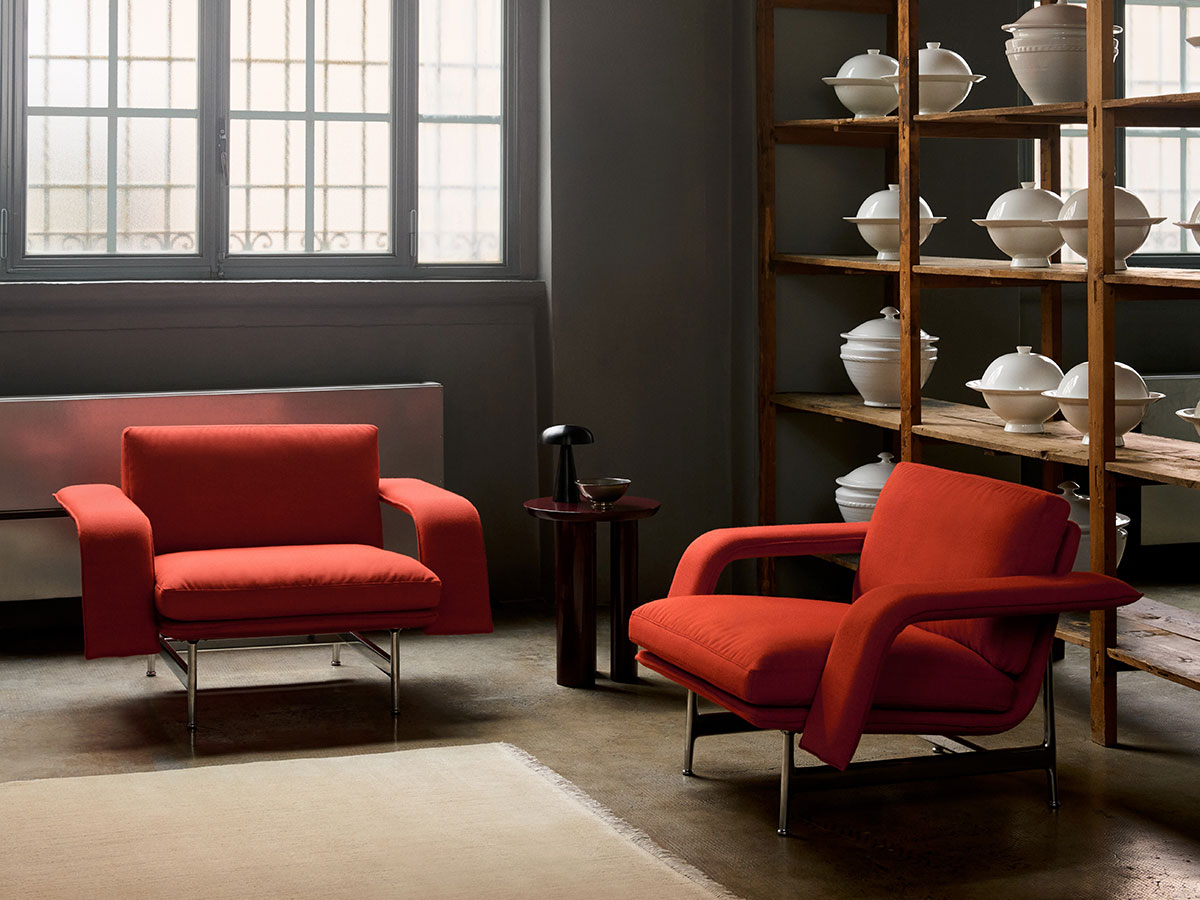 Tradition Meantime Armchair Av29