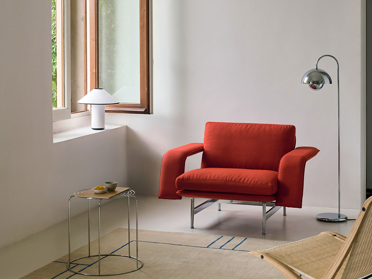Tradition Meantime Armchair Av29