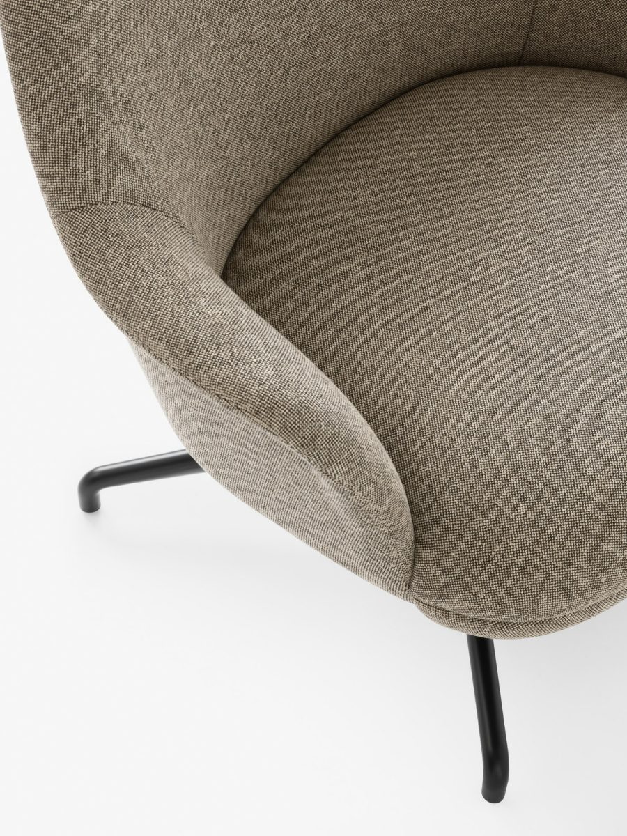 Tradition Rely Hw139 Lounge Chair Swivel Base