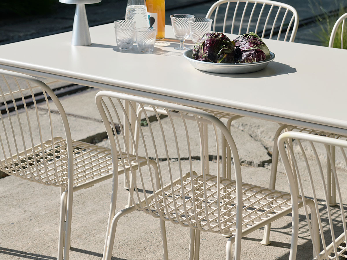 Tradition Thorvald Table Outdoor