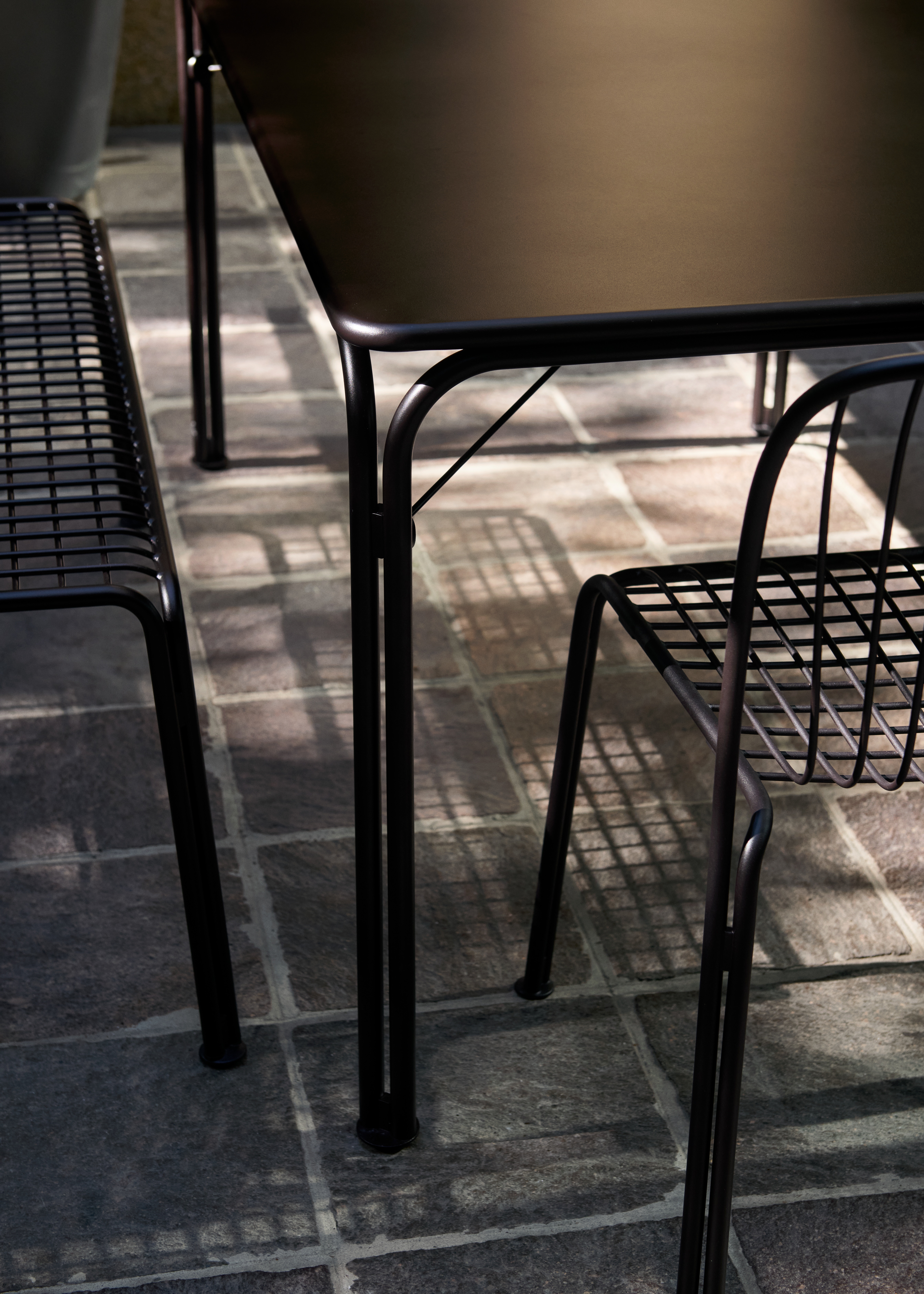 Tradition Thorvald Sc113 Outdoor Table