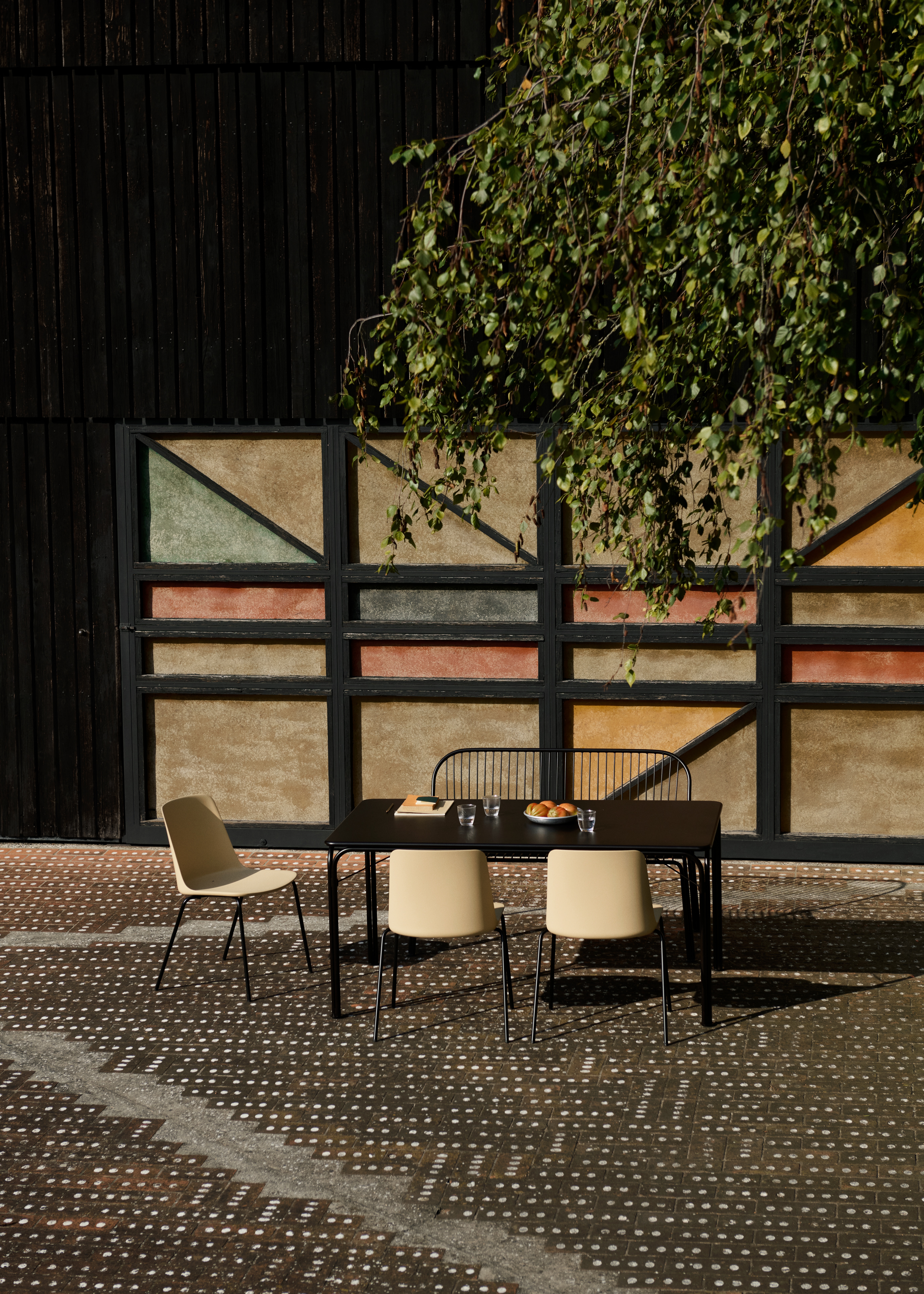 Tradition Thorvald Sc113 Outdoor Table