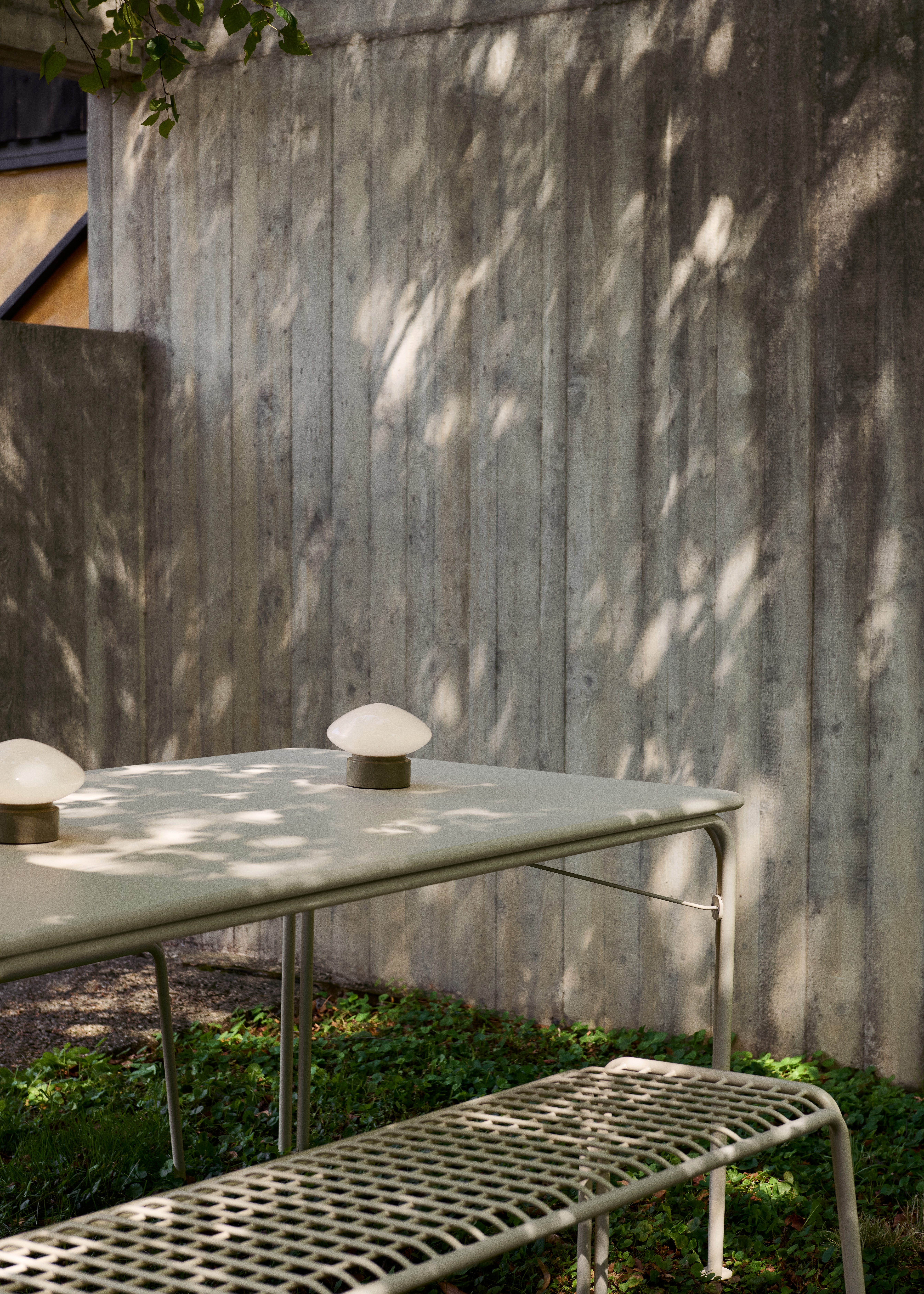 Tradition Thorvald Sc113 Outdoor Table