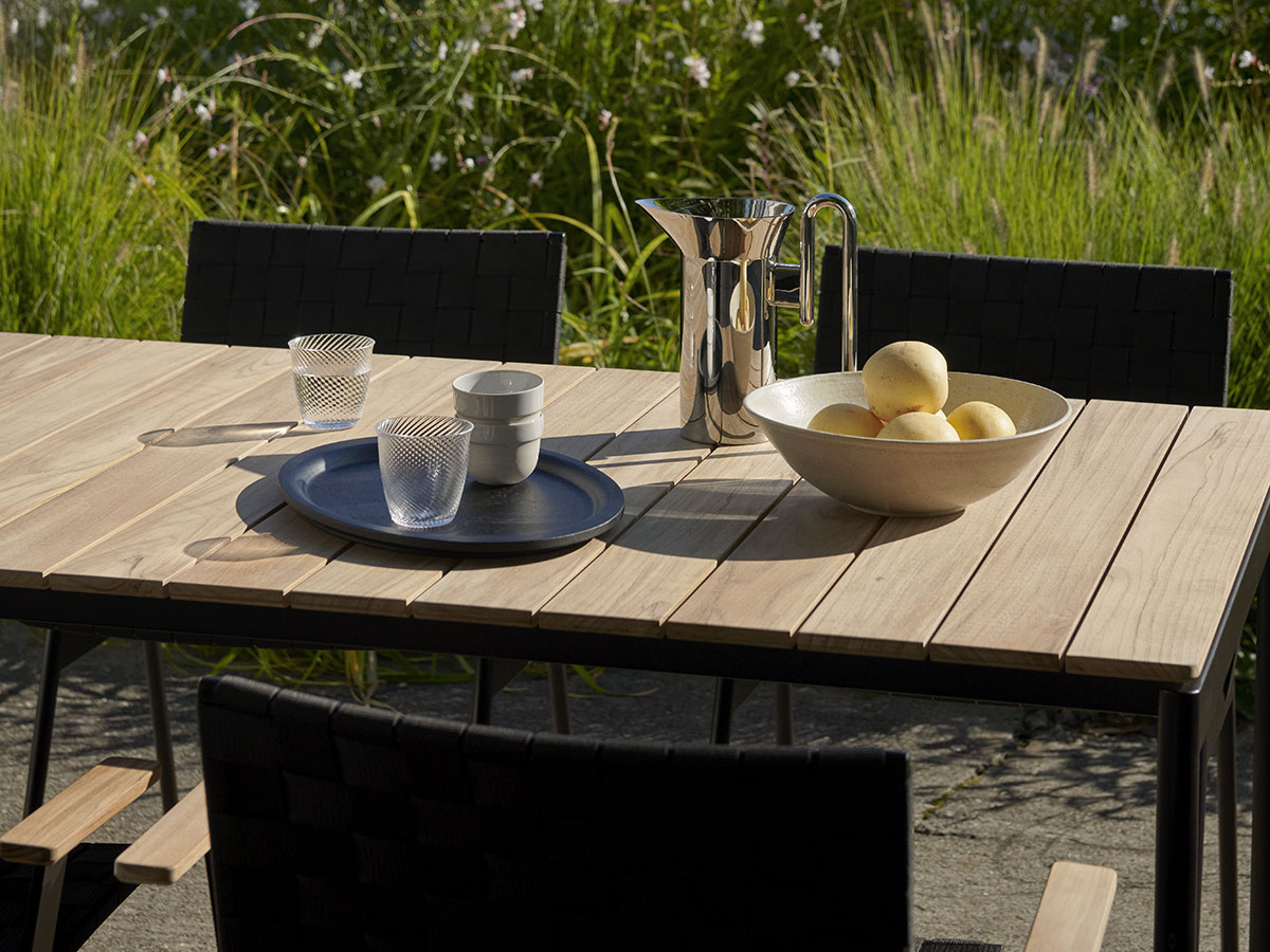 Tradition Ville Av25 Table Outdoor